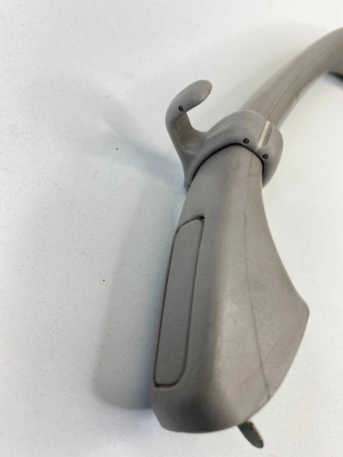 98-02 HONDA ACCORD SEDAN ROOF REAR LEFT SIDE INNER GRAB HANDLE ASSIST OEM