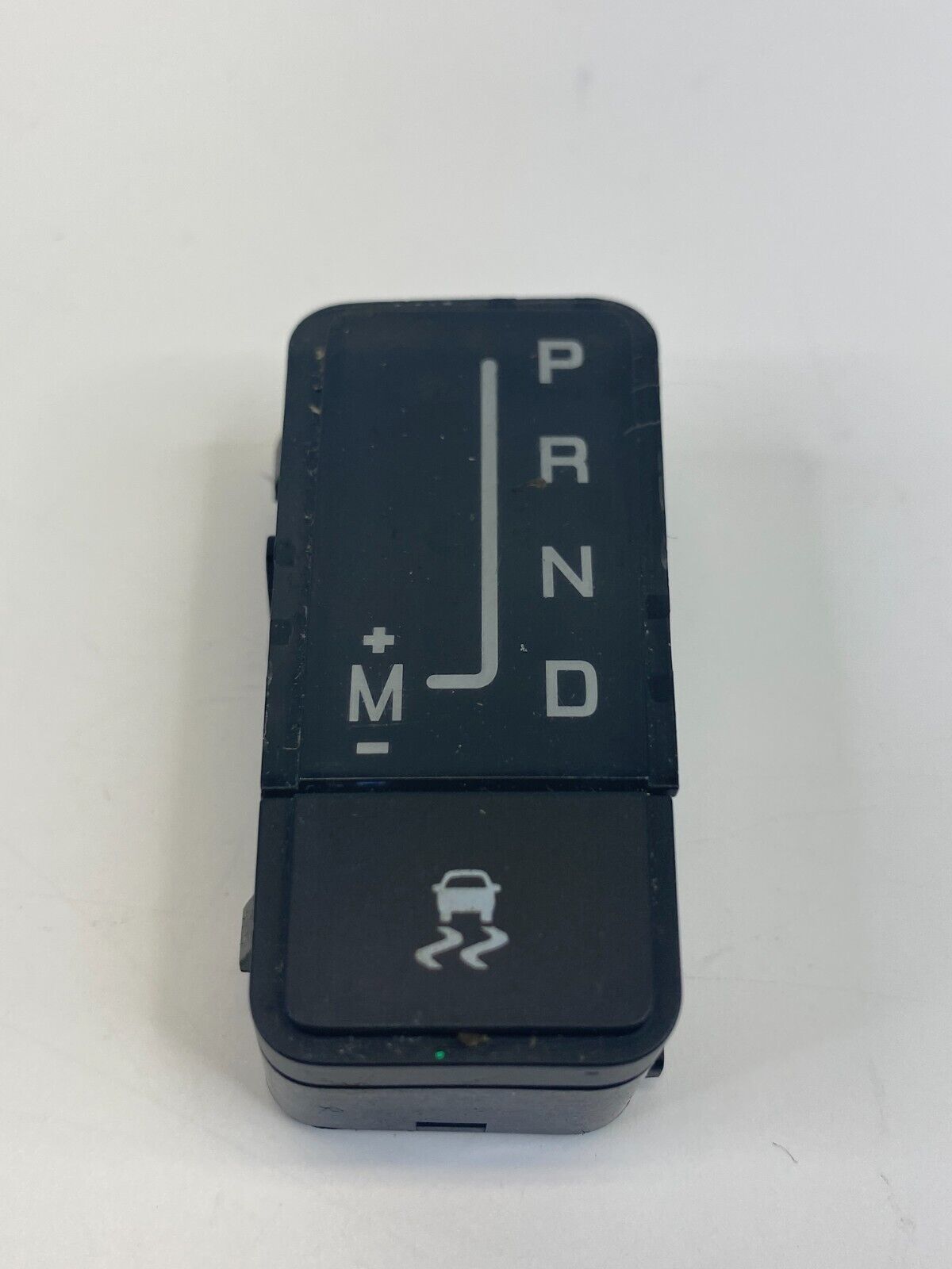 2007-2009 Suzuki XL-7 Center Console Shift Indicator Traction Control Switch OEM