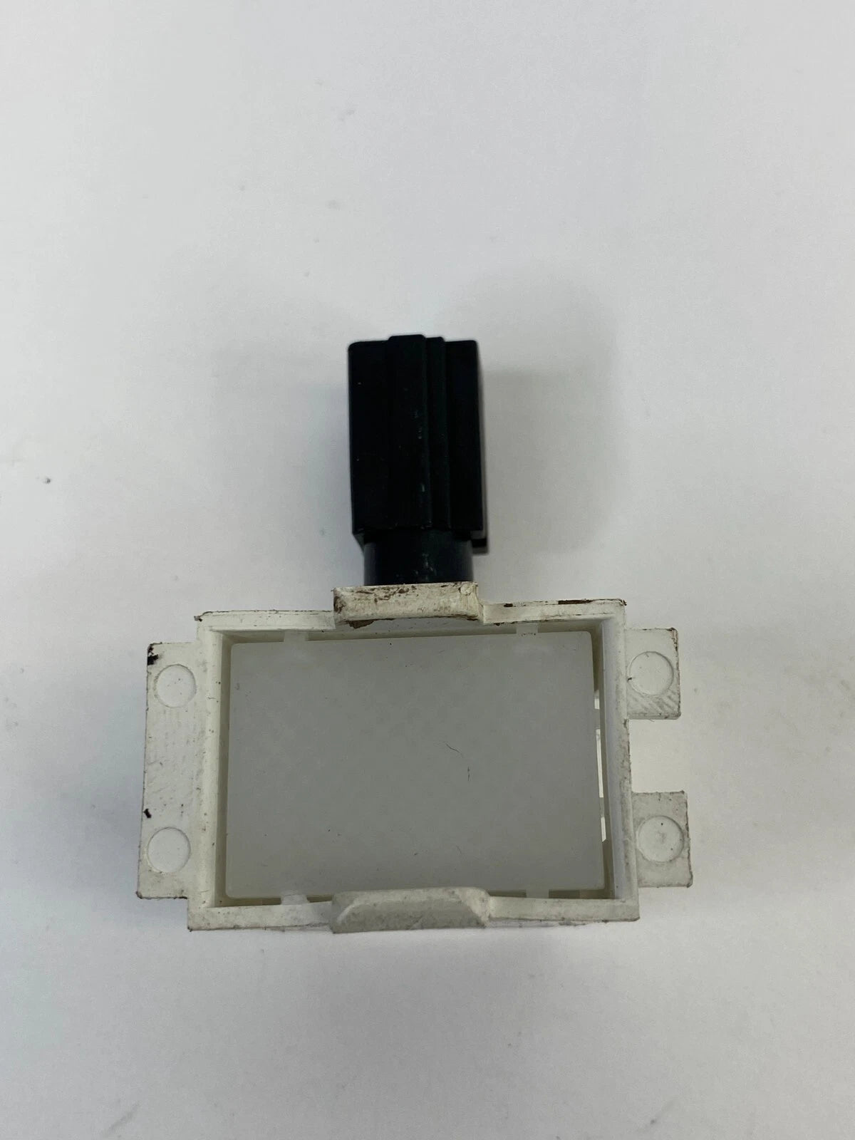 2003 2004 2005 2006 INFINITI G35 COUPE GLOVE BOX LAMP LIGHT SENSOR OEM
