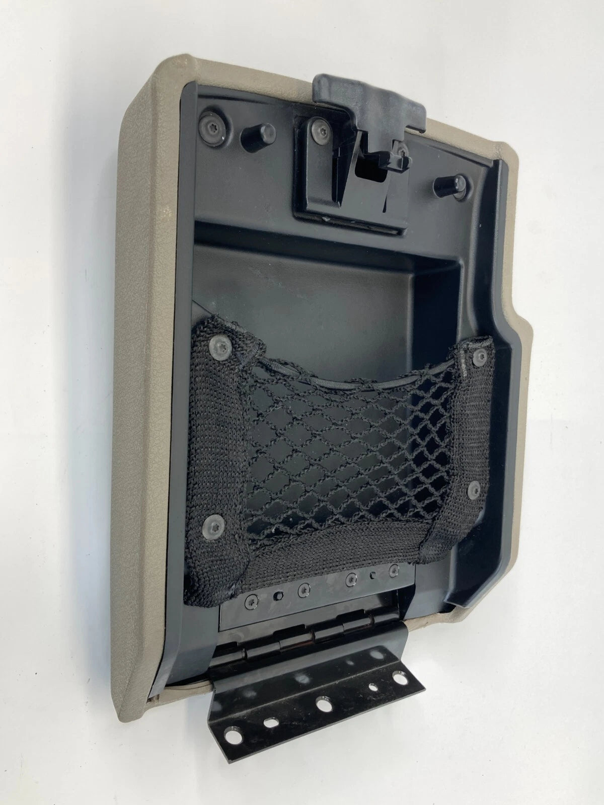 2005-2007 JEEP GRAND CHEROKEE CENTER CONSOLE LID ARMREST ARM REST ASSEMBLY OEM