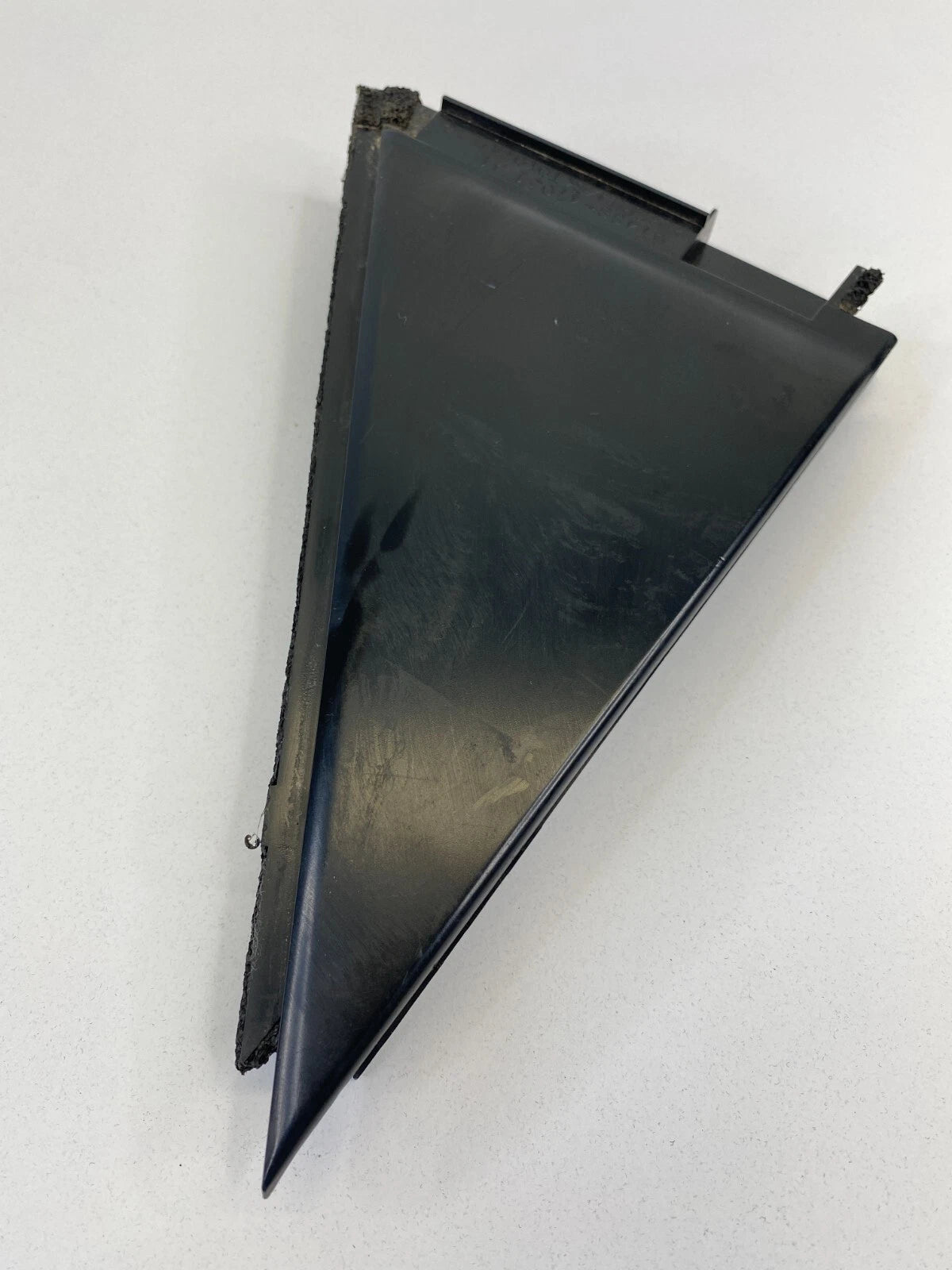 04-09 TOYOTA PRIUS REAR LEFT SIDE DOOR INNER CORNER COVER TRIM 67488-47031 OEM