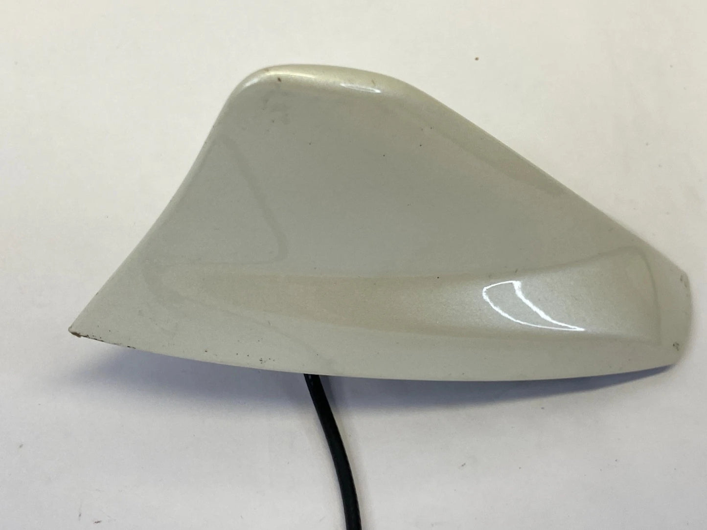 2009-2011 ACURA TL ROOF MOUNT SHARK FIN RADIO ANTENNA ASSY WHITE 39150TK4A01 OEM
