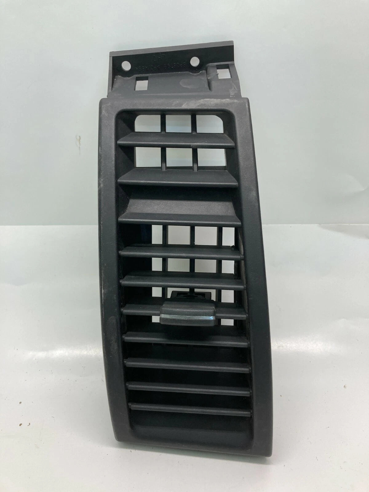 06 07 08 09 10 11 12 MITSUBISHI GALANT LEFT DRIVER SIDE DASH A/C AIR VENT GRILLE