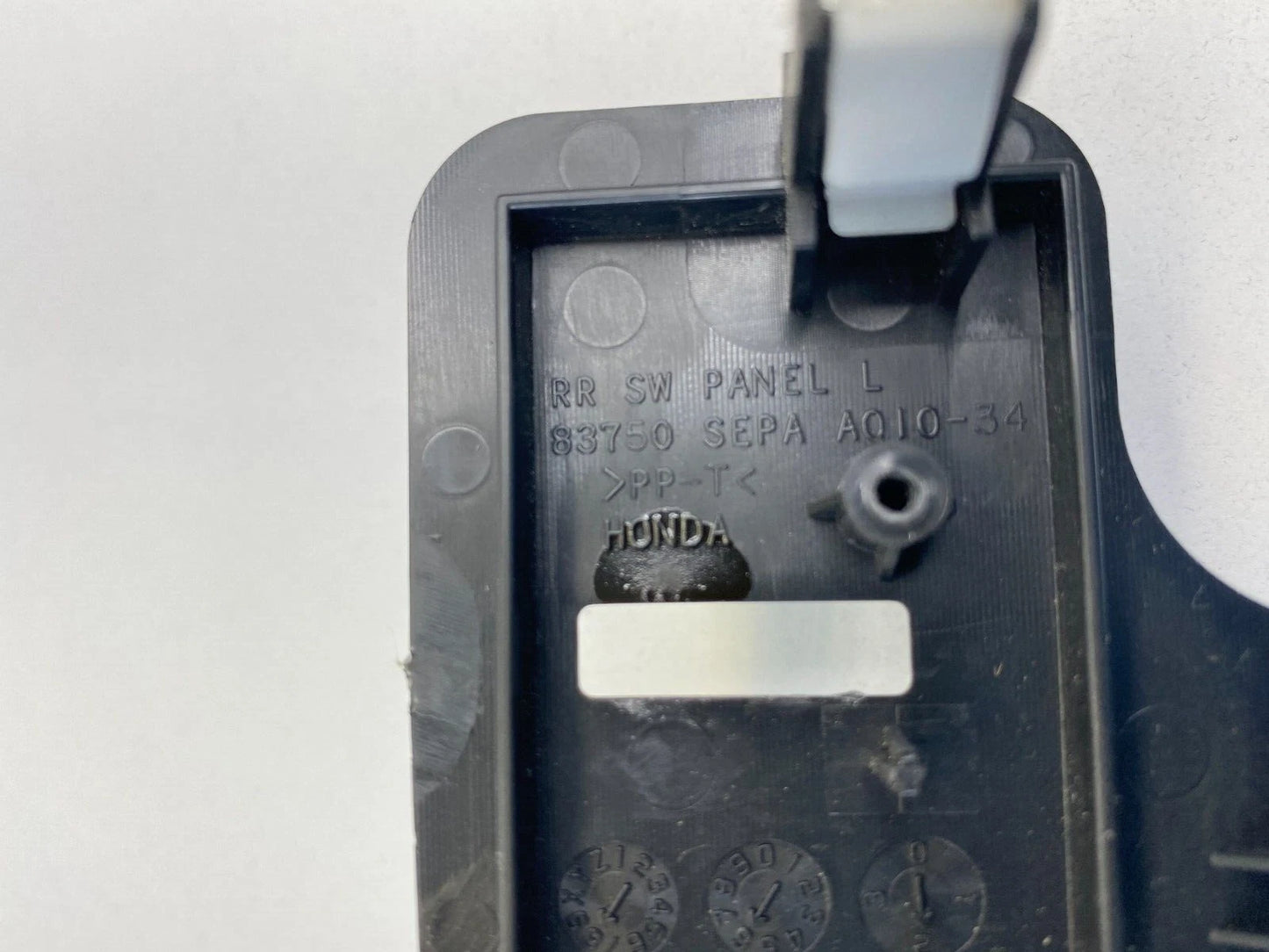 2004-2008 ACURA TL REAR LEFT SIDE DOOR WINDOW SWITCH COVER BEZEL 83750-SEPA-A010
