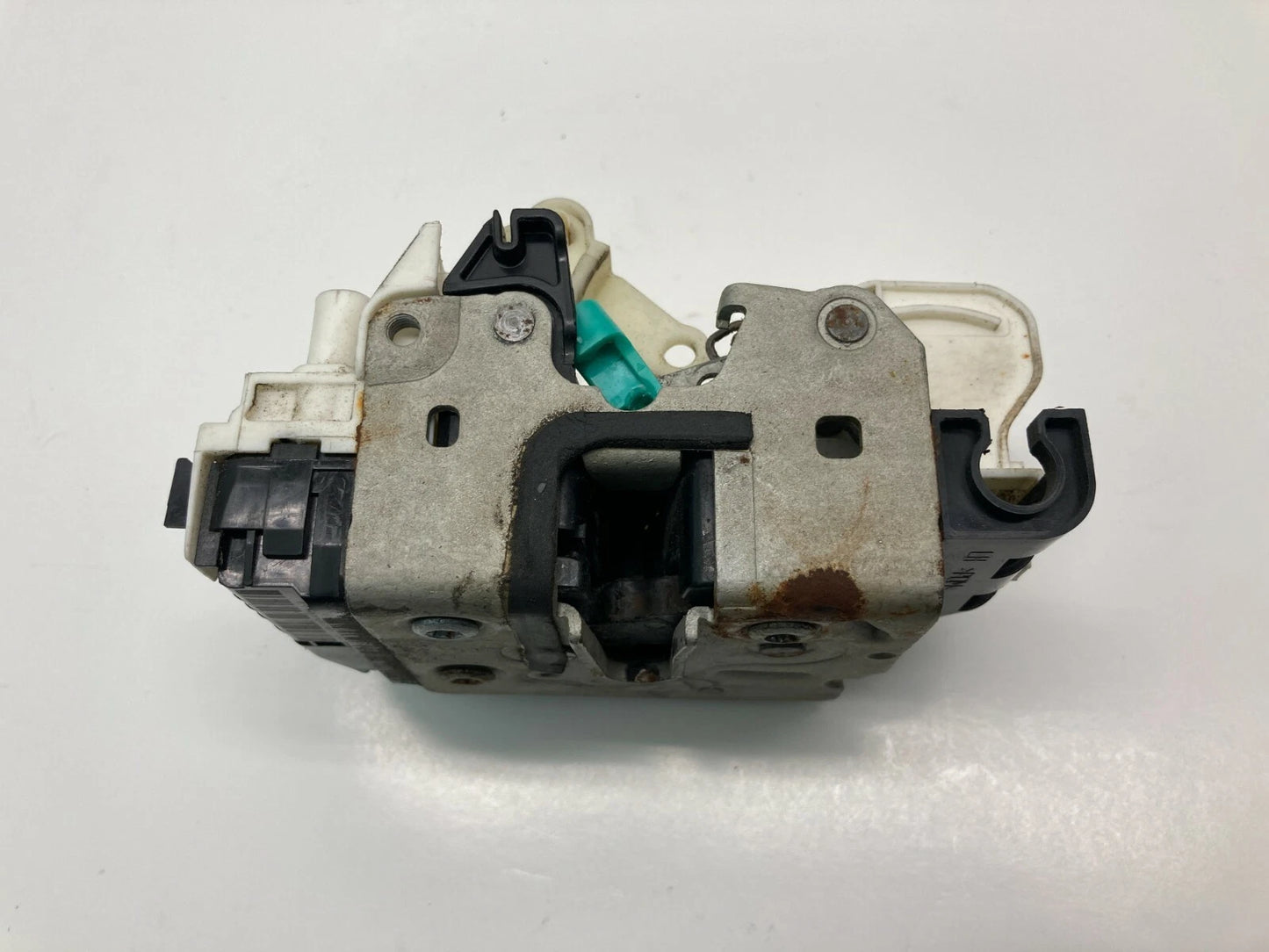 07-11 JEEP COMPASS 07-10 PATRIOT 07-09 CALIBER FRONT LEFT SIDE DOOR LOCK LATCH
