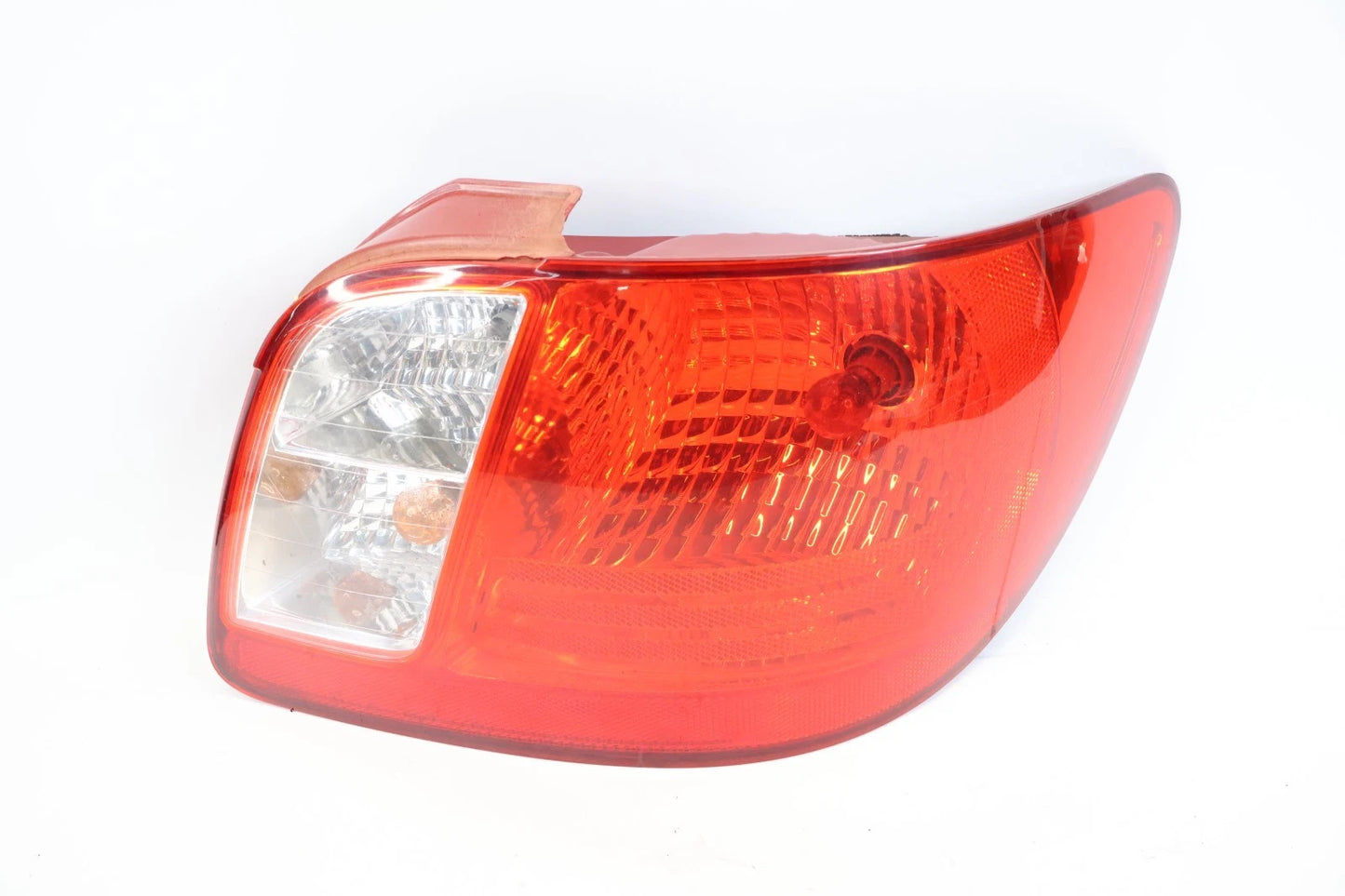 2006-2011 KIA RIO SEDAN RIGHT PASSENGER SIDE TAIL LIGHT TAILLIGHT TAILL LAMP