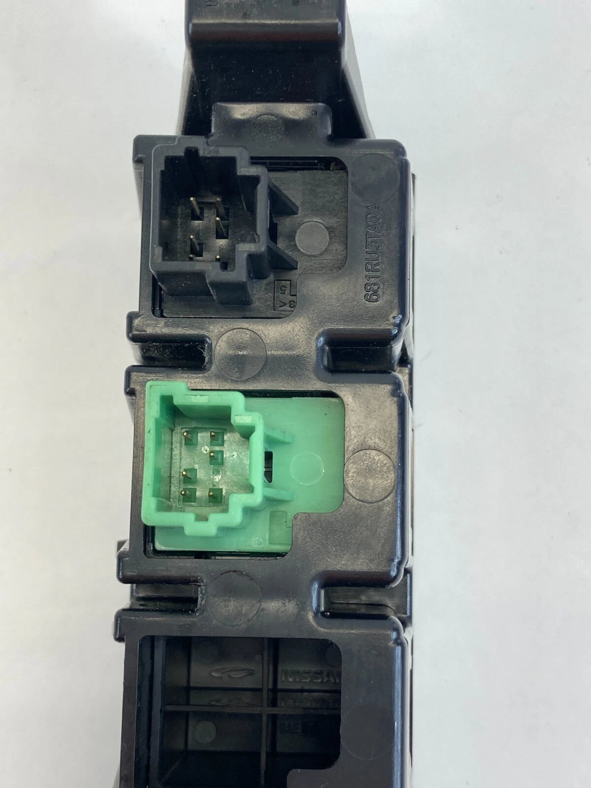 2013-2015 NISSAN ALTIMA TRACTION CONTROL TRUNK OPEN SWITCH BUTTON OEM 681RU3TA0A