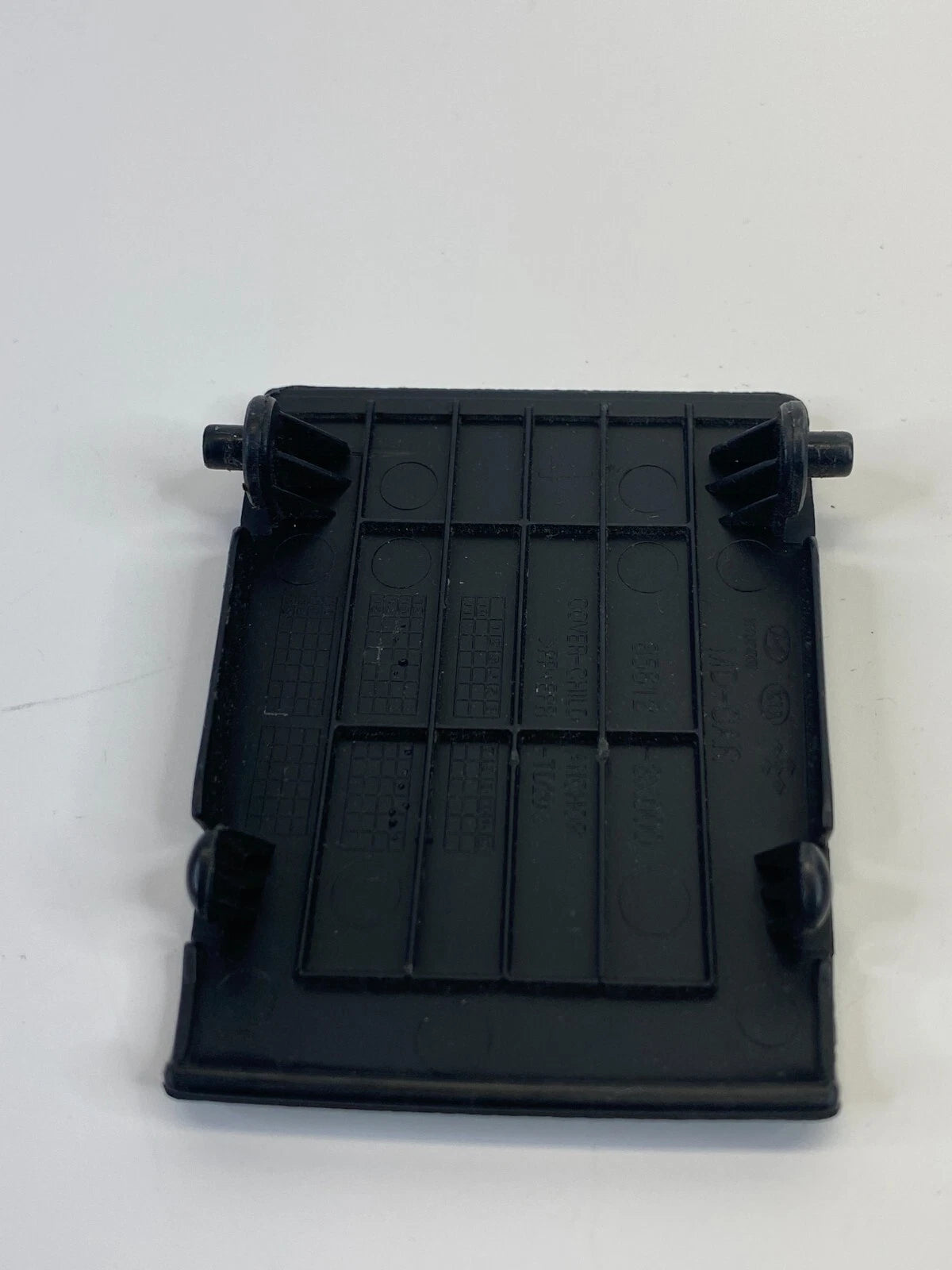 11-13 HYUNDAI ELANTRA REAR SEAT ANCHOR CHILD PLATE COVER TRIM 85612-3X000 OEM