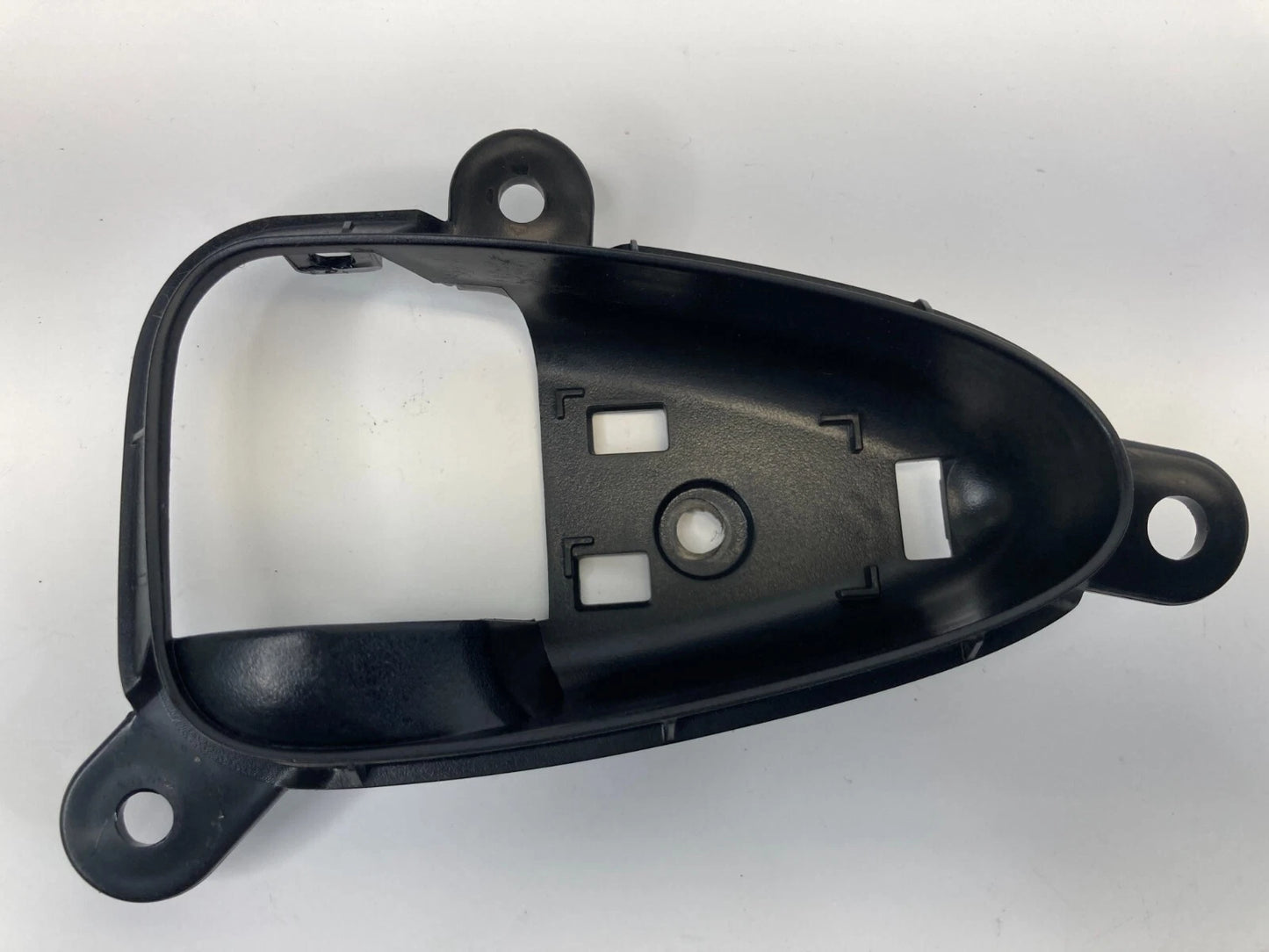 07-11 TOYOTA CAMRY REAR RIGHT INTERIOR DOOR HANDLE COVER BEZEL 69297-06020 OEM