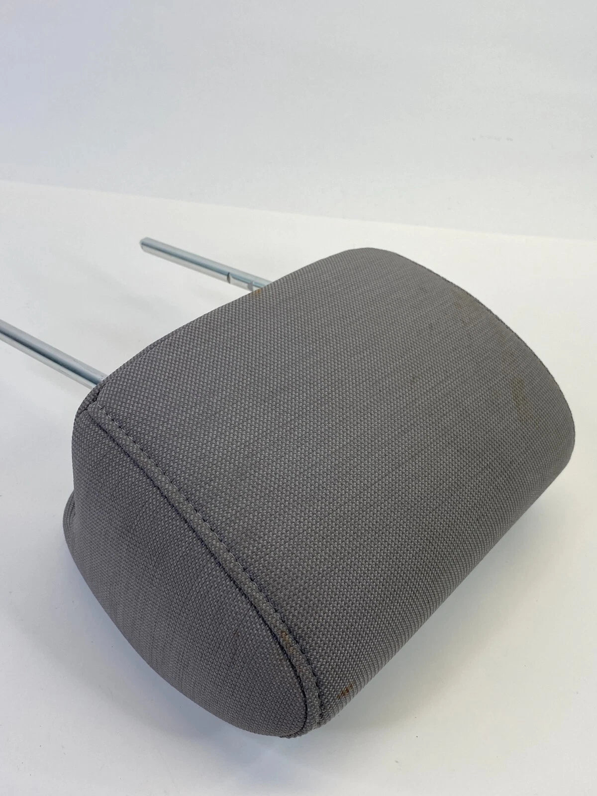 2006-2011 HYUNDAI ACCENT FRONT RIGHT PASSENGER SIDE SEAT HEADREST HEAD REST OEM