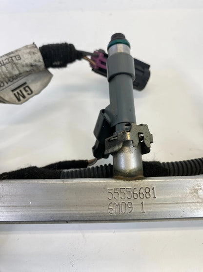 2007-2011 Saab 9-3 2.0L Engine Fuel Rail Injection w/ Injectors 55556681