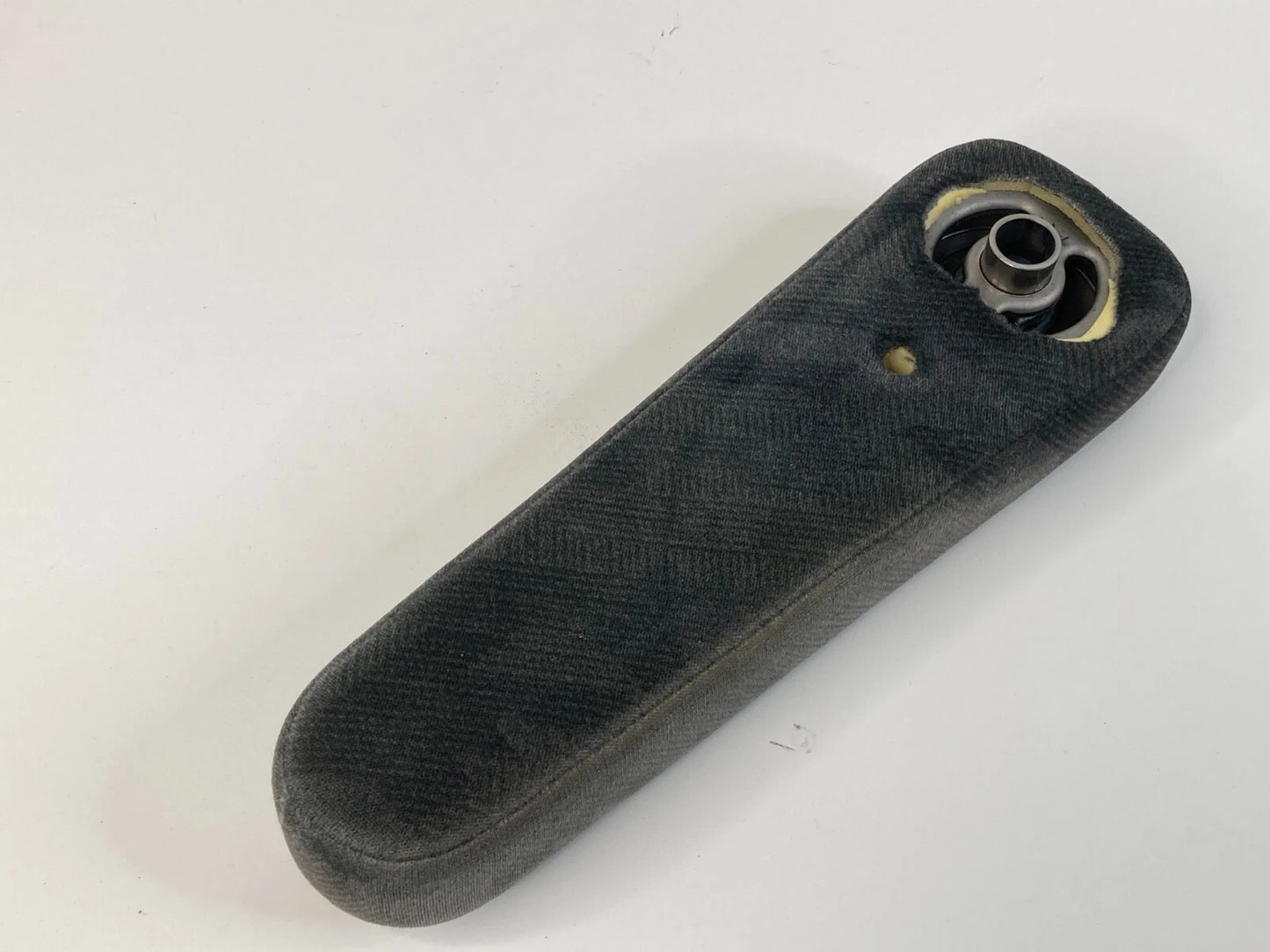 2002-2004 HONDA CR-V FRONT RIGHT PASSENGER SIDE SEAT ARMREST ARM REST ASSY OEM