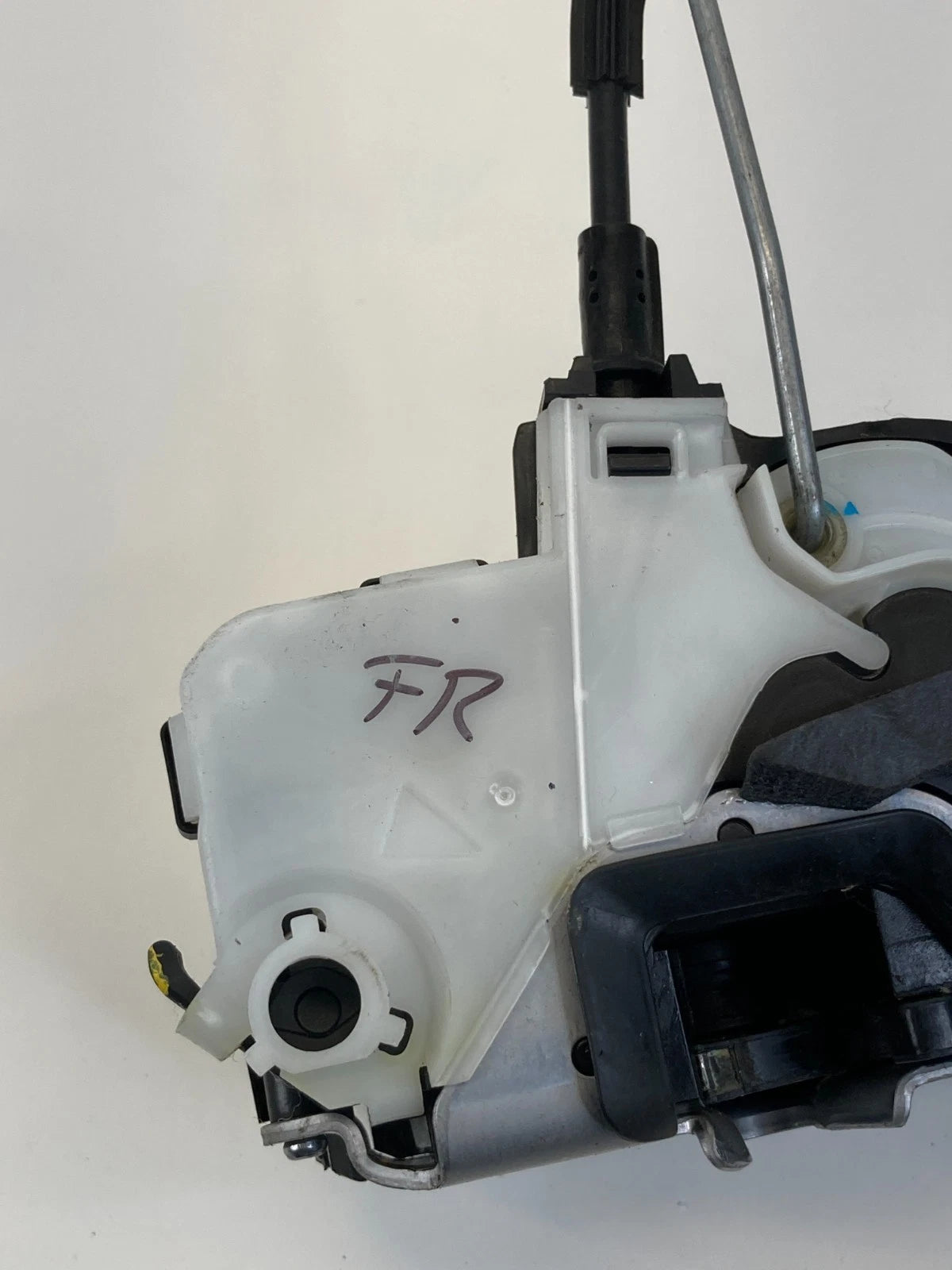 2011-2015 Chevrolet Cruze Front Right Door Lock Latch Actuator Release