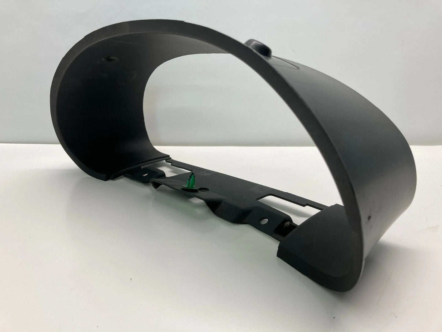 2001-2007 CHRYSLER TOWN & COUNTRY SPEEDOMETER INSTRUMENT CLUSTER DASH BEZEL TRIM