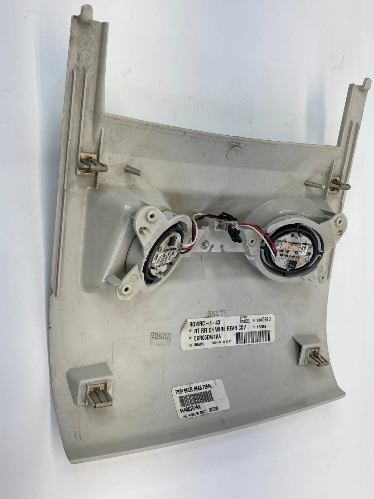 2008-2010 DODGE GRAND CARAVAN OVERHEAD CONSOLE LIGHT COVER BEZEL 5KR06DW1AA OEM