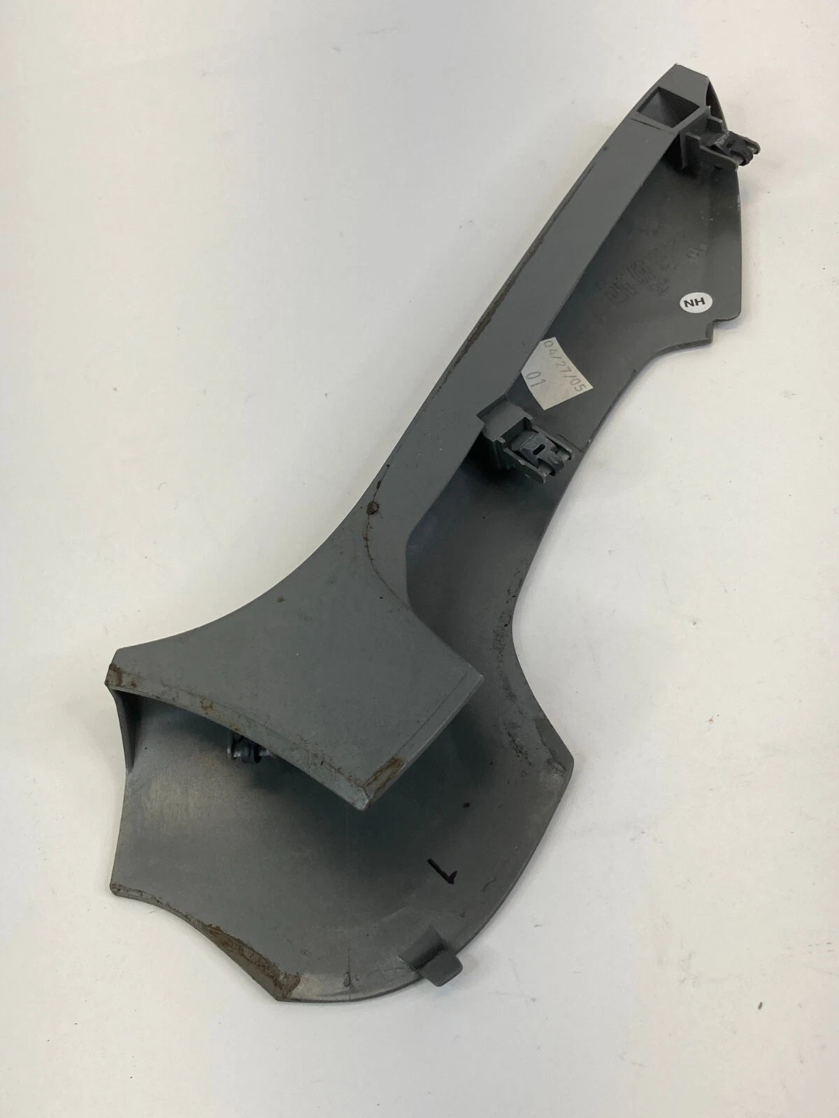 2003-2005 HONDA PILOT DASH LOWER LEFT DRIVER SIDE COVER TRIM BEZEL 77297S9VAA020