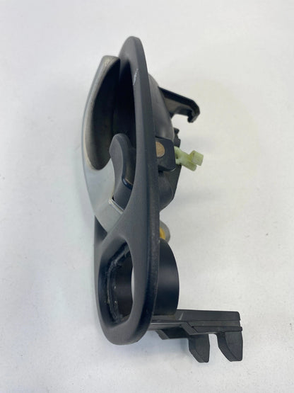 2002-2005 SATURN VUE FRONT RIGHT PASSENGER INNER DOOR HANDLE 22710829 OEM