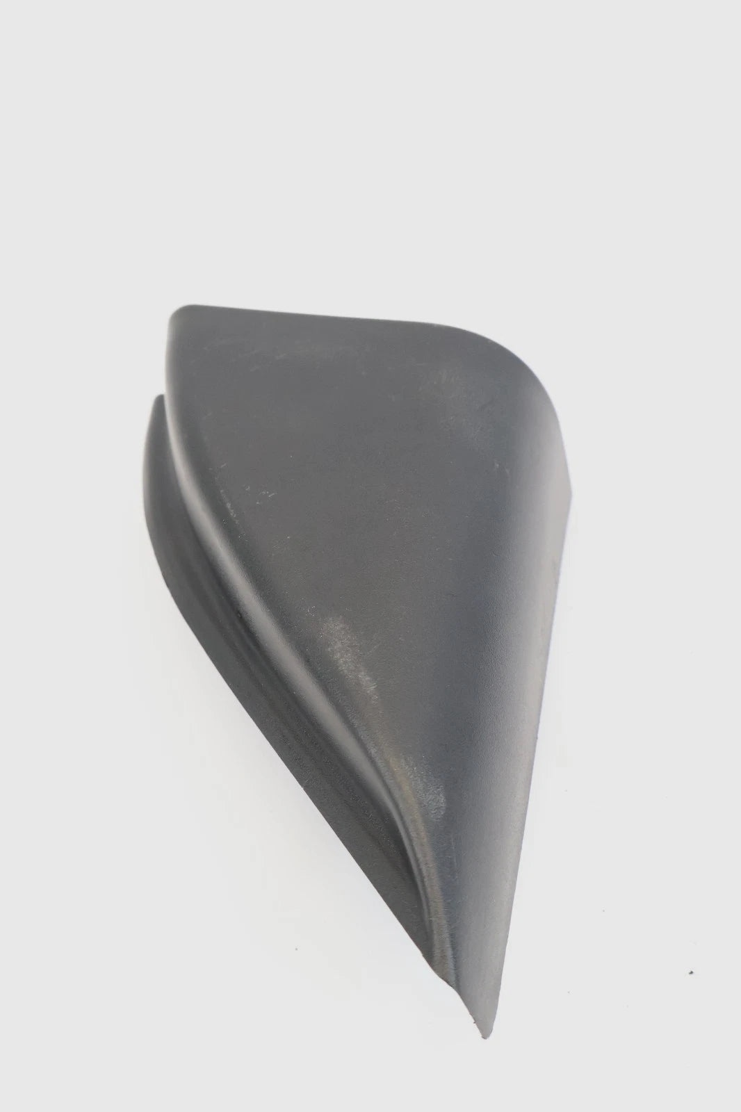 06-11 HYUNDAI ACCENT LEFT DRIVER INNER DOOR MIRROR CORNER TRIM COVER 87650-1E000