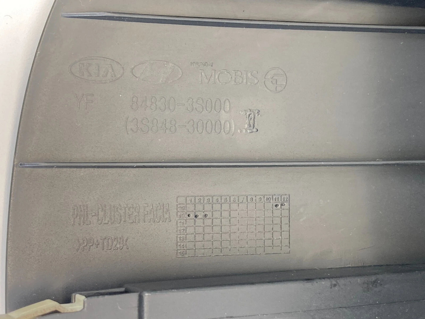2011-2014 HYUNDAI SONATA SPEEDOMETER CLUSTER VISOR TRIM BEZEL 84830-3S000 OEM