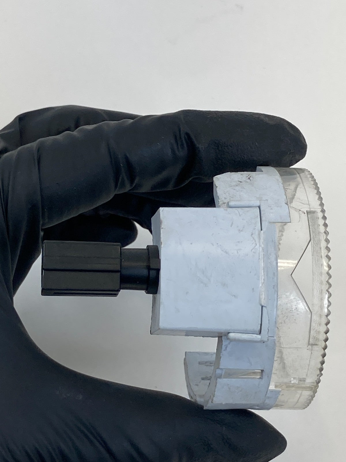 2003 2004 Infiniti G35 Ignition Switch Housing Bezel w/Light K60905-8J00 OEM