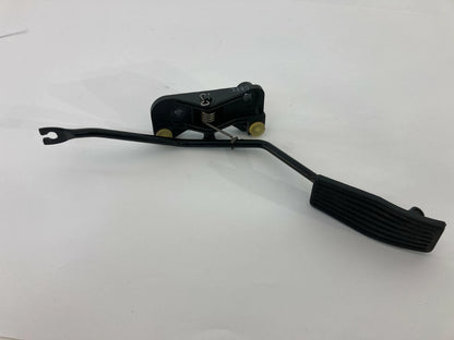 2006-2011 HYUNDAI ACCENT GAS ACCELERATOR PEDAL LEVER ARM ASSEMBLY PART UNIT OEM