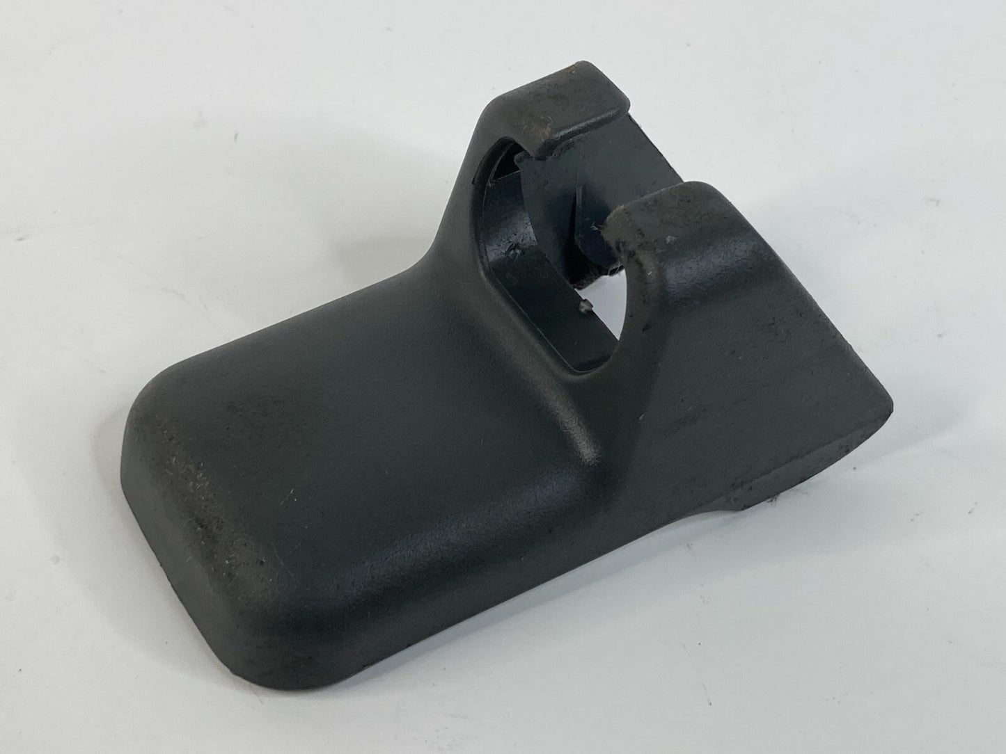 2004-2009 Toyota Prius Rear Seat Back Track End Cover Cap Trim 72137-47030 OEM