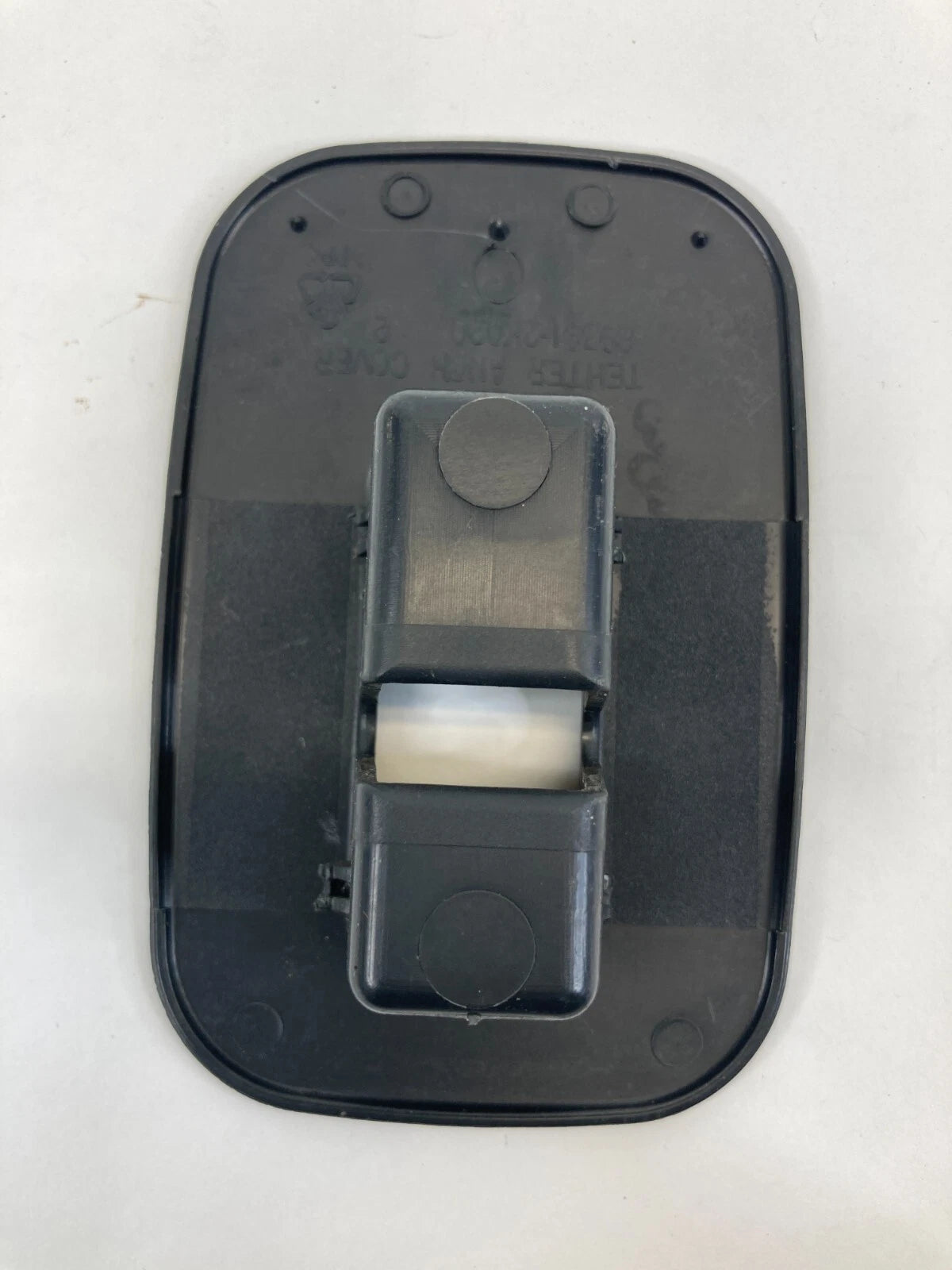 2010 2011 10 11 KIA SOUL REAR CHILD SEAT ANCHOR CAP LID TRIM BEZEL 893912K020