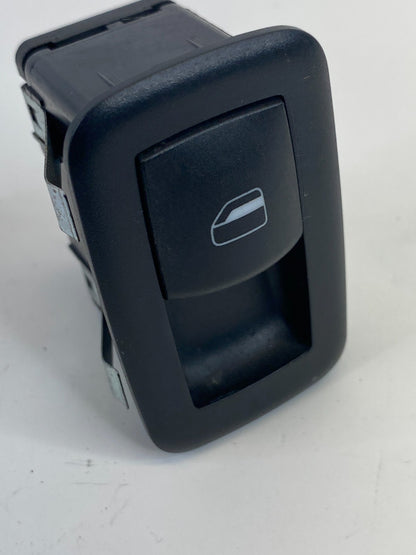 2010 2011 Chrysler Town & Country Rear Right Power Window Switch Assembly OEM