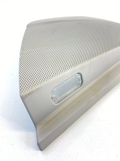 03-06 MERCEDES-BENZ E 500 FRONT LEFT SIDE DOOR SPEAKER GRILLE COVER 2117270788
