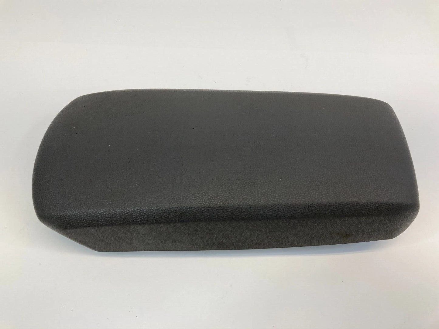 2008-2011 FORD FOCUS CENTER CONSOLE ARMREST ARM REST LID TOP COVER KF3043A201