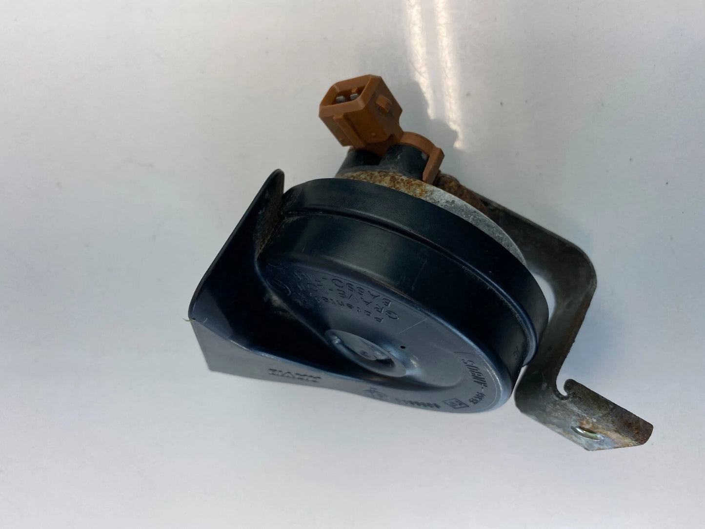 2001-2009 VOLVO S60 LOW HORN NOTE TONE SIGNAL ALARM SIREN E3-0055306 OEM