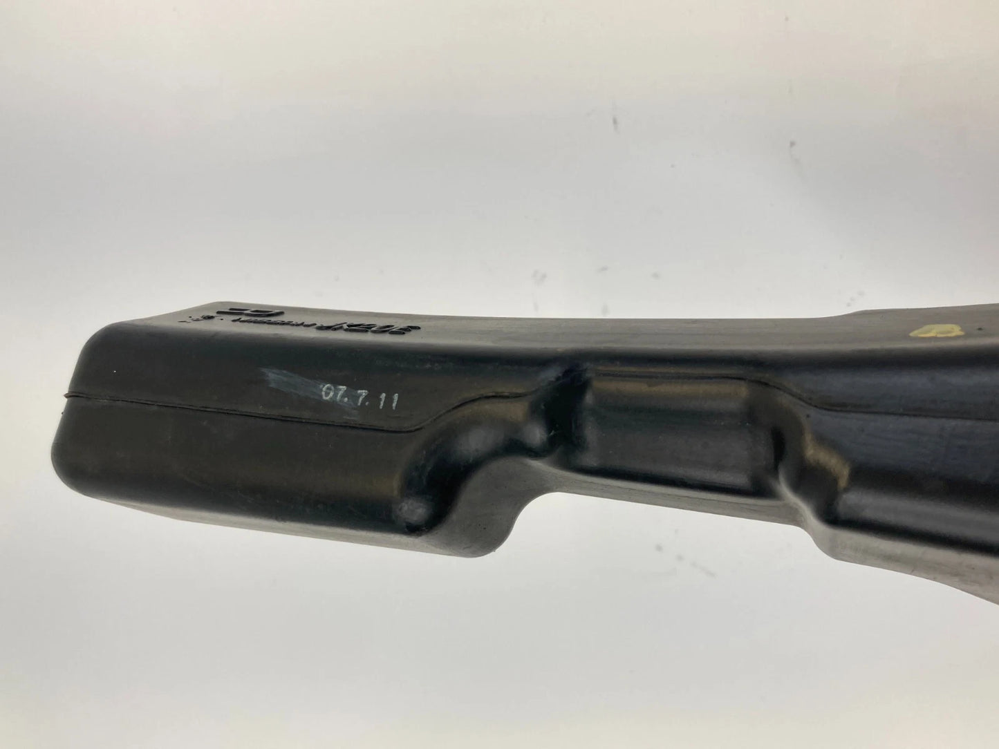 2007 2008 INFINITI G3 3.5L RIGHT SIDE ENGINE AIR INTAKE RESONATOR HOSE DUCT TUBE