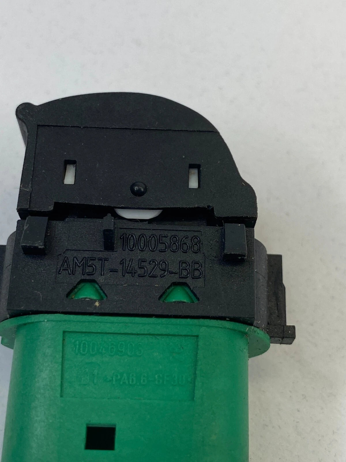 12-18 FORD FOCUS HATCHBACK FRONT RIGHT SIDE POWER WINDOW SWITCH AM5T-14529-BB