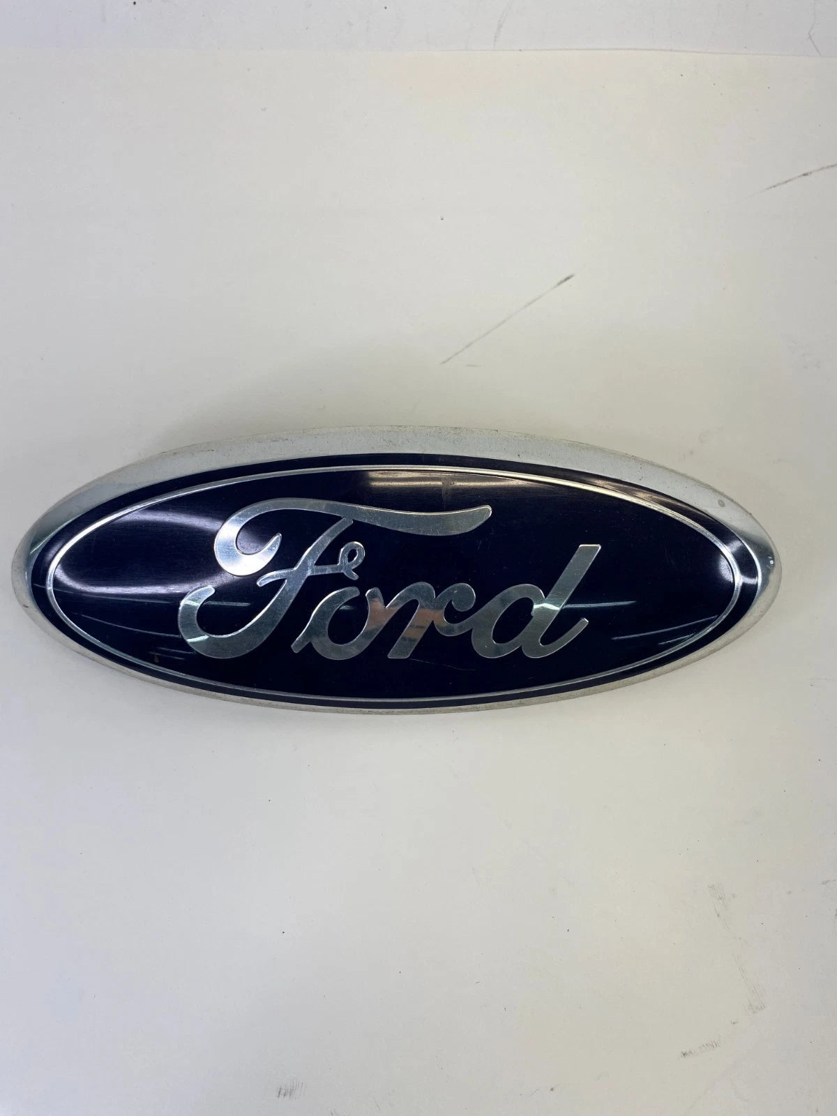 13-15 FORD EXPLORER INTERCEPTOR UTILITY REAR TRUNK TAILGATE LOGO EMBLEM AT4Z-402