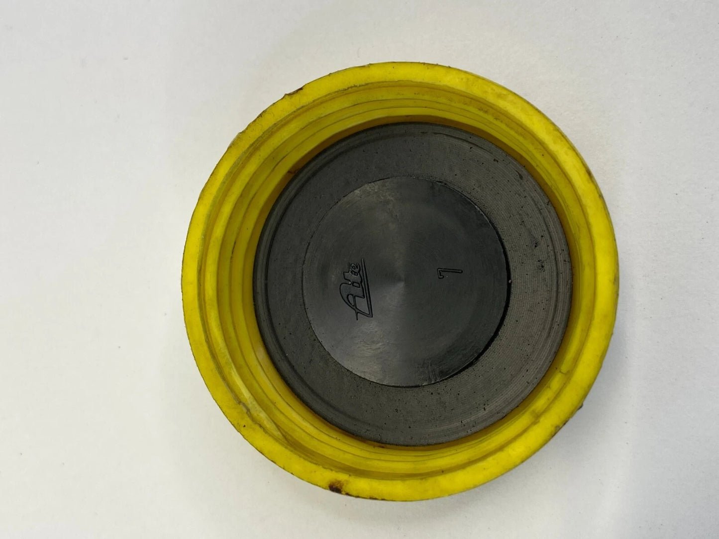 2002-2005 VOLKSWAGEN PASSAT BRAKE FLUID MASTER CYLINDER RESERVOIR CAP COVER OEM