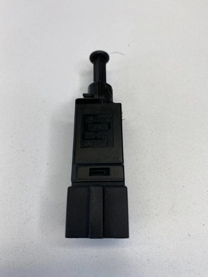 1998-2001 VOLKSWAGEN NEW BEETLE BRAKE LIGHT SWITCH SENSOR 927189D OEM