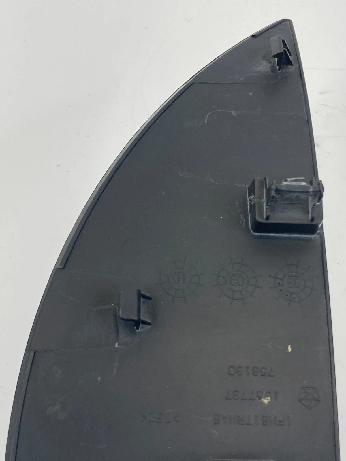 2009-2014 VOLKSWAGEN ROUTAN DASH SPEEDOMETER CLUSTER BEZEL TRIM COVER 1FM81TRMAB