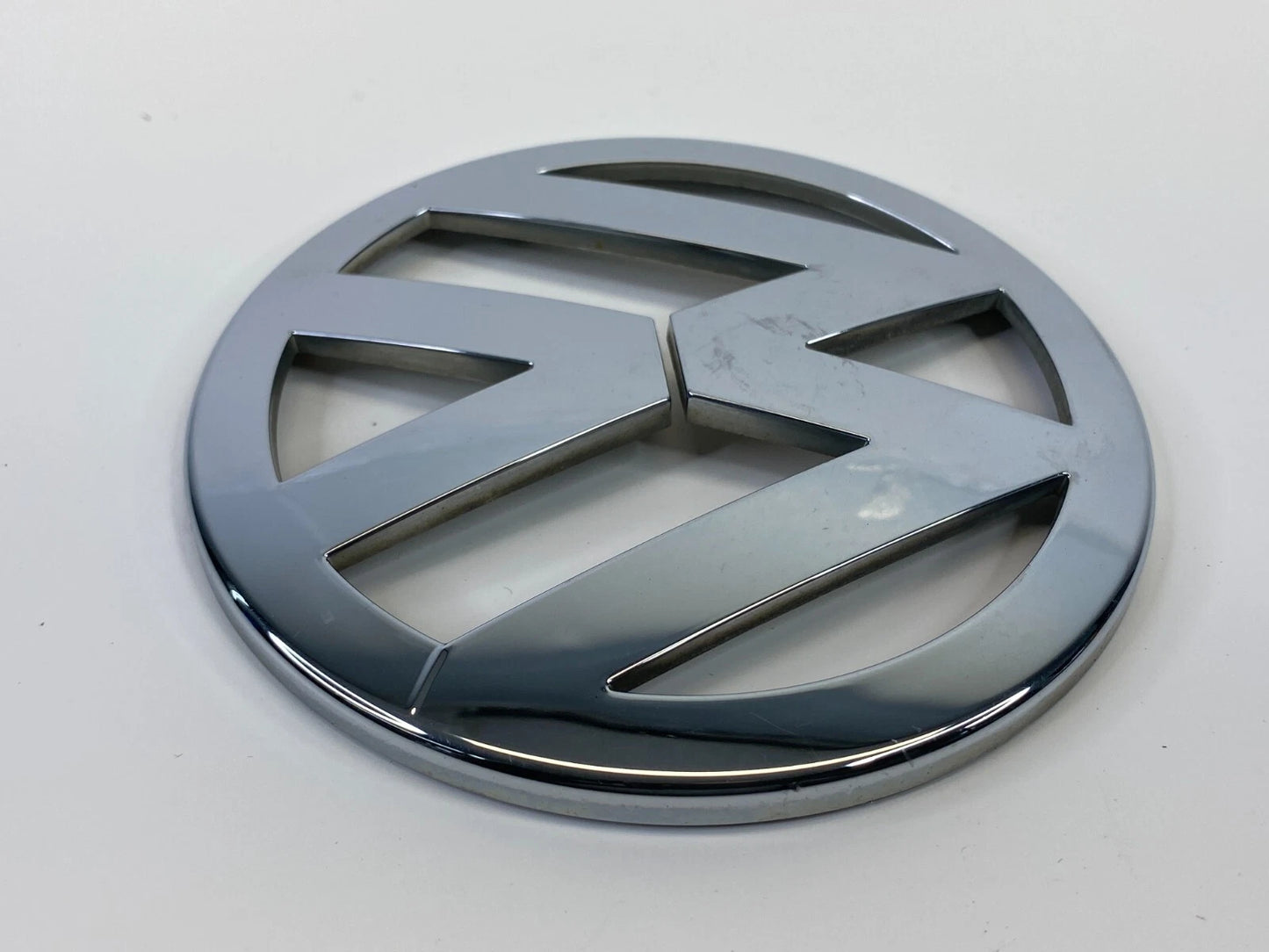 2009-2014 VOLKSWAGEN ROUTAN REAR LIFTGATE EMBLEM BADGE LOGO SYMBOL OEM