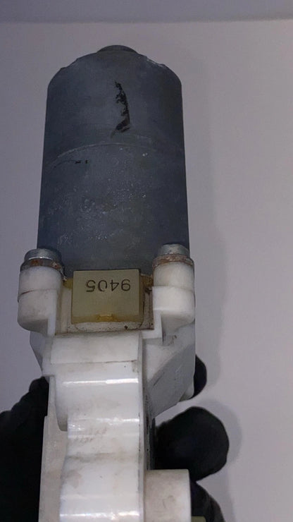 2003-2006 MERCEDES-BENZ E500 03-09 E320 FRONT RIGHT WINDOW MOTOR 2118203042 OEM