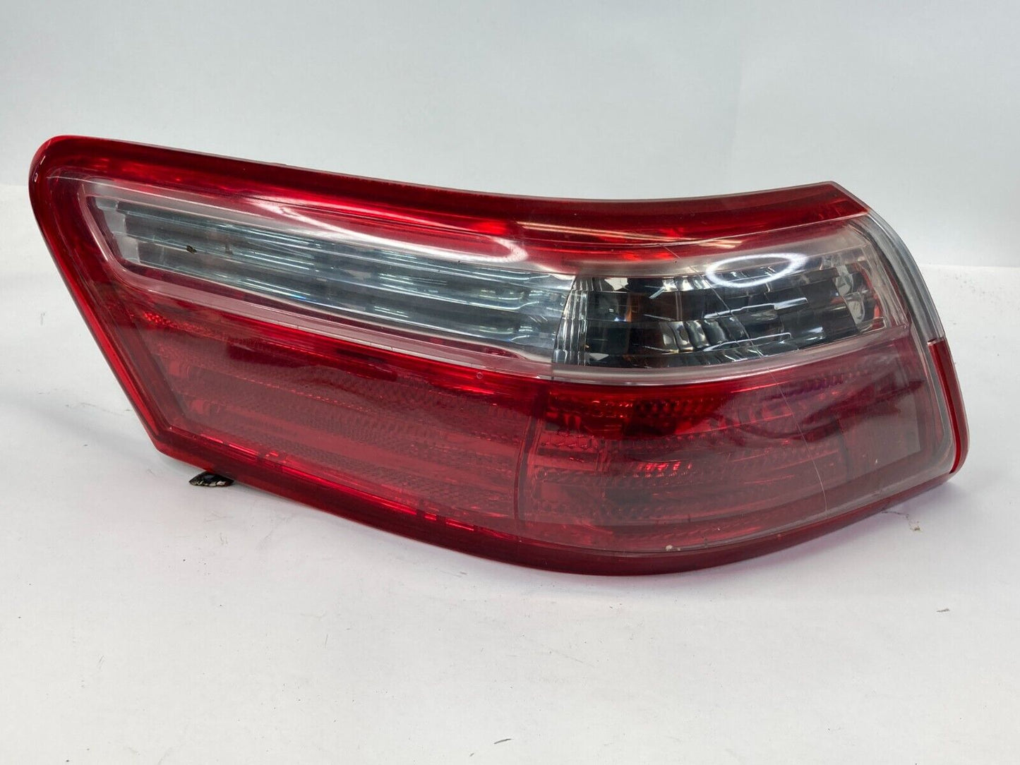 2007 2008 2009 Toyota Camry Rear Left Outer Tail Light Taillight Lamp OEM