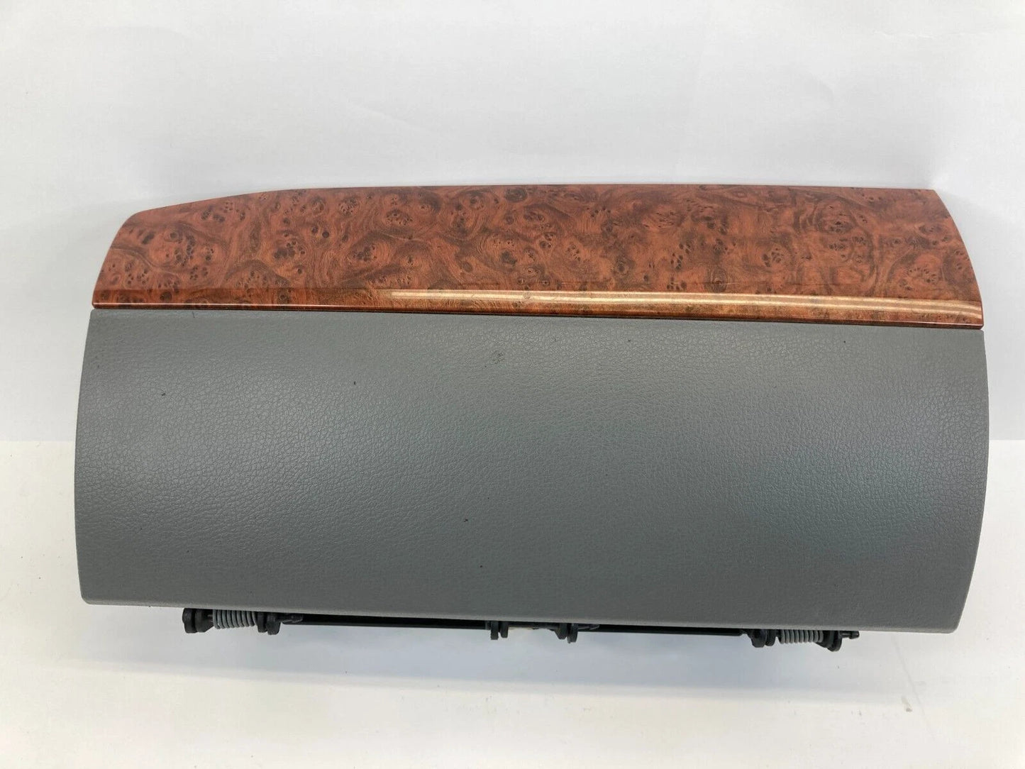 2008-2010 TOWN & COUNTRY GRAND CARAVAN GLOVE BOX DOOR LID COVER UPPER