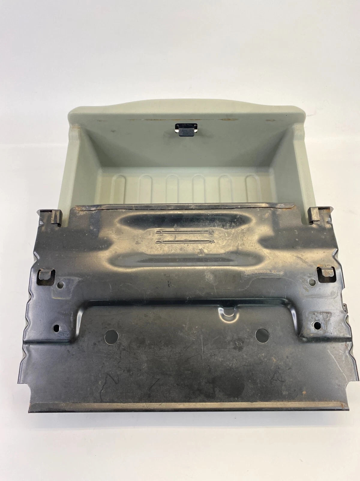05-07 HONDA ODYSSEY FRONT RIGHT LOWER SEAT TRAY STORAGE COMPARTMENT 81395-SHJA