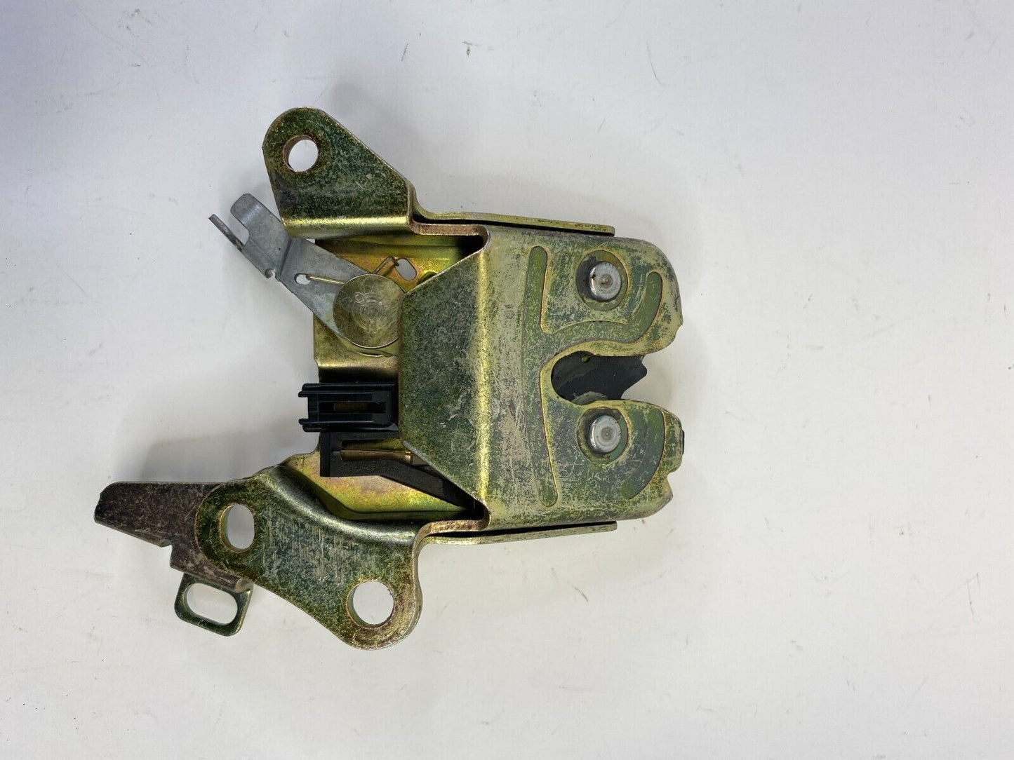 2000 01 02 03 04 2005 Toyota Celica Rear Hatch Liftgate Trunk Lock Latch OEM