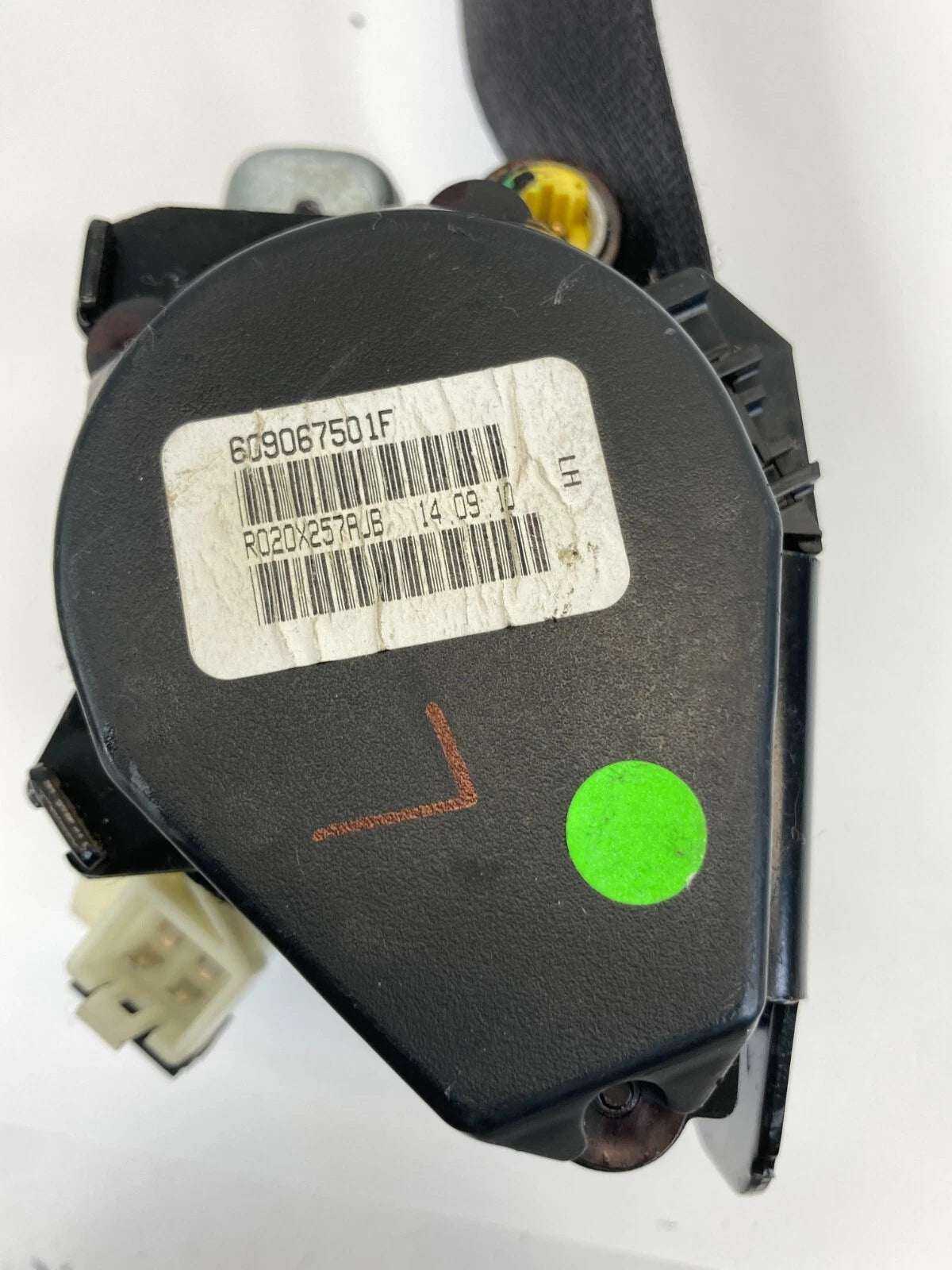 2009 2010 DODGE JOURNEY FRONT LEFT DRIVER SIDE SEAT BELT SAFETY RETRACTOR ASSY