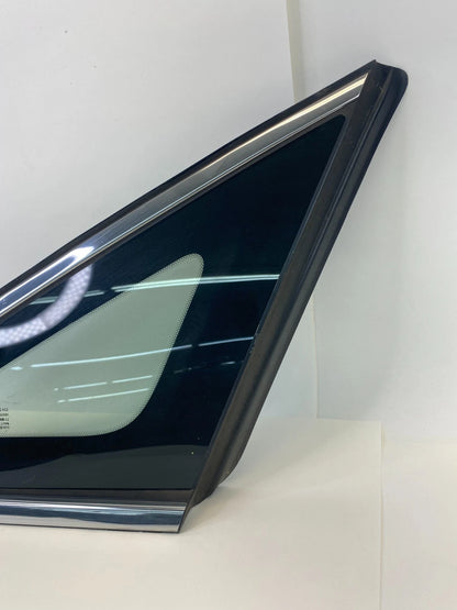 2015-2019 HYUNDAI SONATA REAR RIGHT SIDE QUARTER PANEL WINDOW GLASS OEM