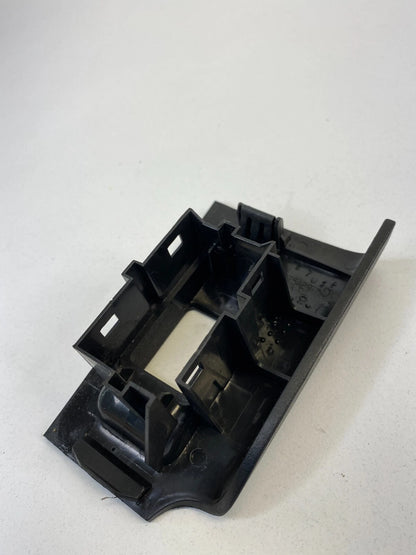 08-11 FORD FOCUS REAR LEFT SIDE DOOR POWER WINDOW SWITCH BEZEL 8S43-54275A29 OEM