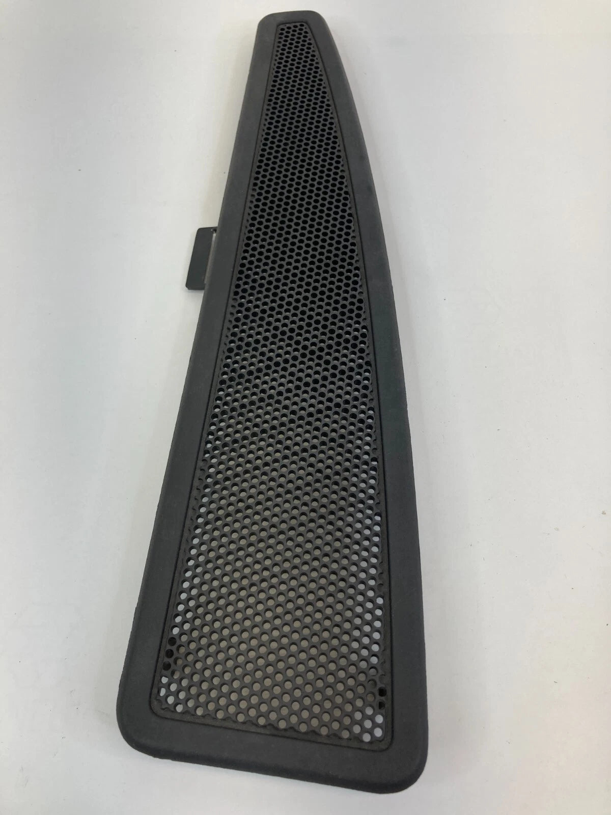 2006-2009 FORD FUSION REAR RIGHT SIDE SHELF DECK SPEAKER GRILLE TRIM OEM