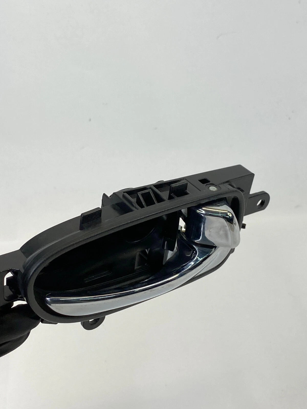 2007-2012 NISSAN ALTIMA SEDAN REAR RIGHT PASSENGER SIDE INNER DOOR HANDLE OEM