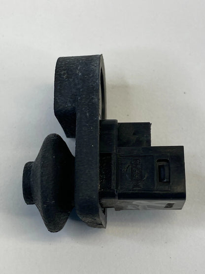 08-13 INFINITI G37 SEDAN FRONT RIGHT SIDE DOOR AJAR JAMB LIGHT LAMP SWITCH OEM
