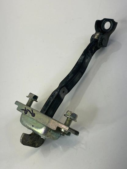 04-09 TOYOTA PRIUS HATCHBACK REAR RIGHT DOOR HINGE CHECK STOP STOPPER OEM